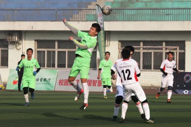 湖人如何在东契奇时代重塑队伍：借鉴独行侠还是步行者？